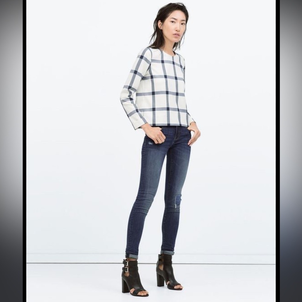 Zara Plaid Long Sleeve Cuff Sleeve Semi Cropped Boxy Zip Up Blouse Size Small